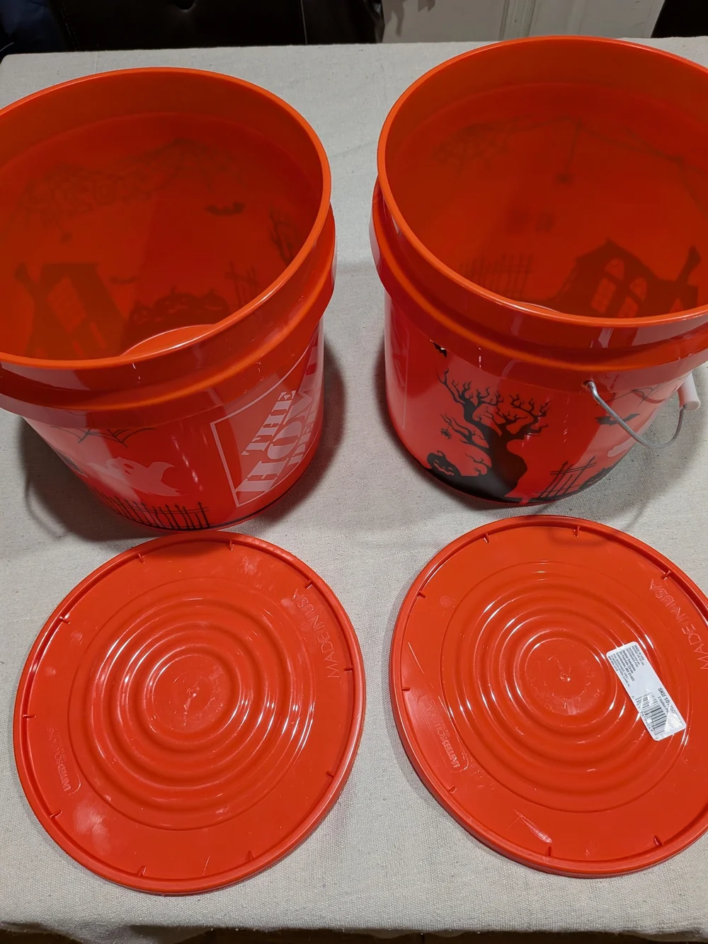 Home Depot Halloween 2 Gallon Buckets w/ Lids Set of 2